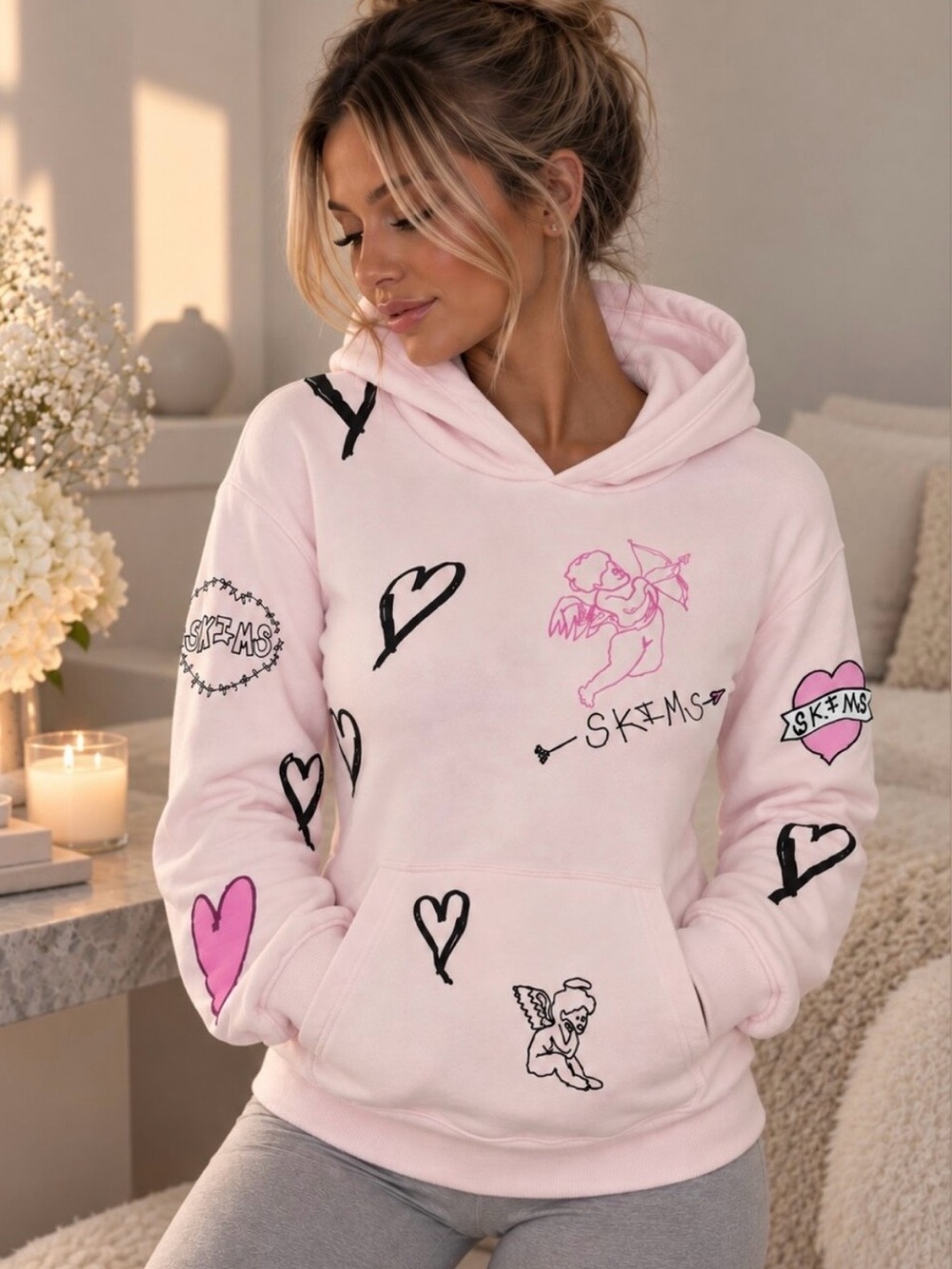 SKIMS Cotton Fleece Pink Graphic Cherub & Heart Classic Pullover Hoodie NWT